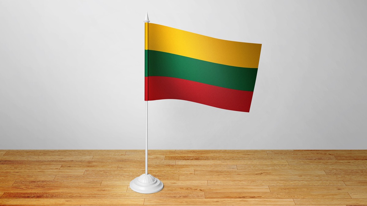 В августе открывается склад в Литве